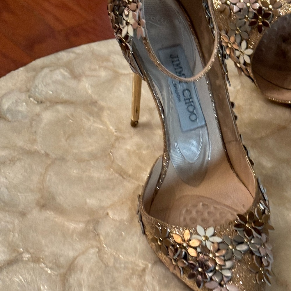 Jimmy Choo NWOT Lorelei Limited Edition Gold-Leather Flowers-Swarovski D’Orsay - Picture 13 of 16